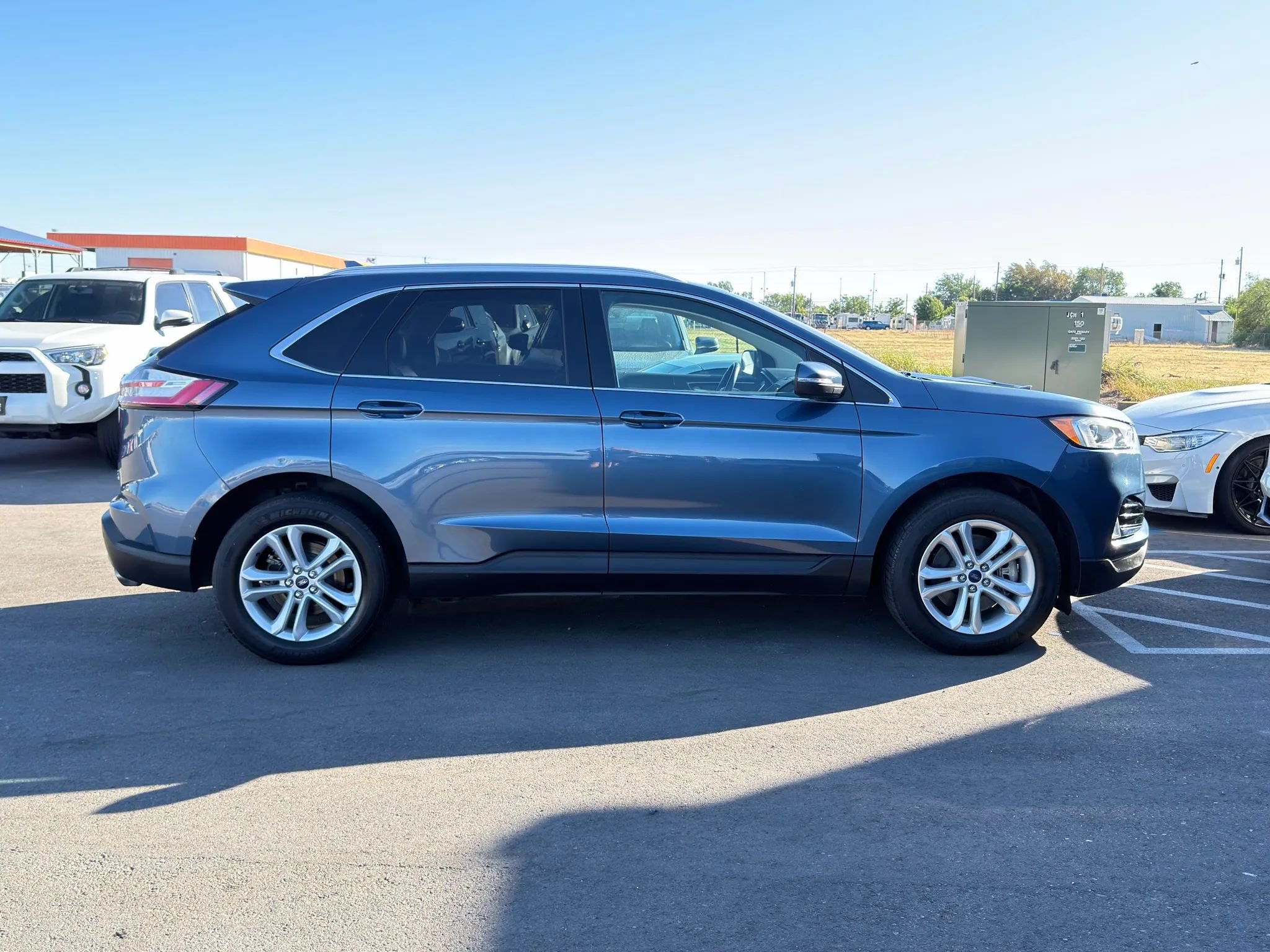 Used 2019 Ford Edge SEL w/ Equipment Group 201A AWD/4WD image 8
