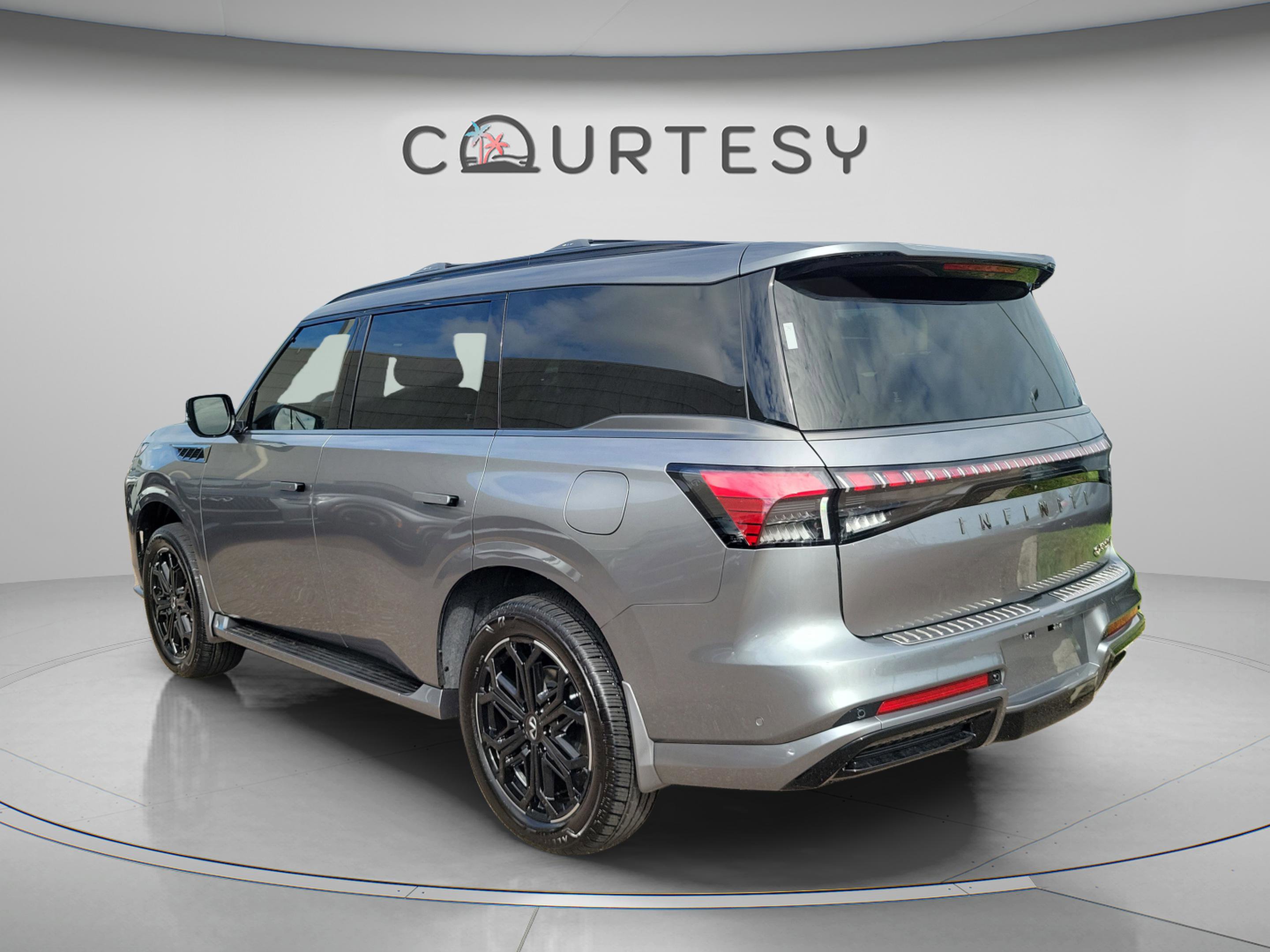 Certified 2026 INFINITI QX80 4WD w/ Sport Exterior Package image 2