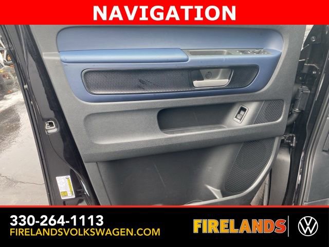 New 2025 Volkswagen ID. Buzz Pro S image 19