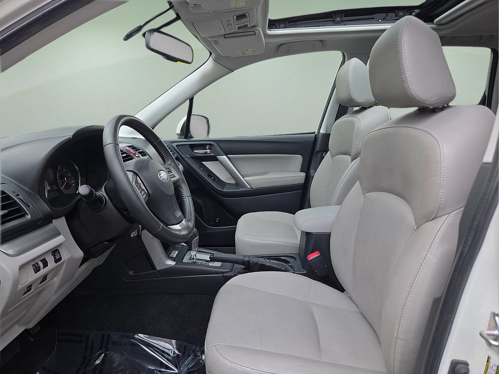 Used 2014 Subaru Forester 2.5i Limited w/ Popular Package #1 AWD/4WD image 11