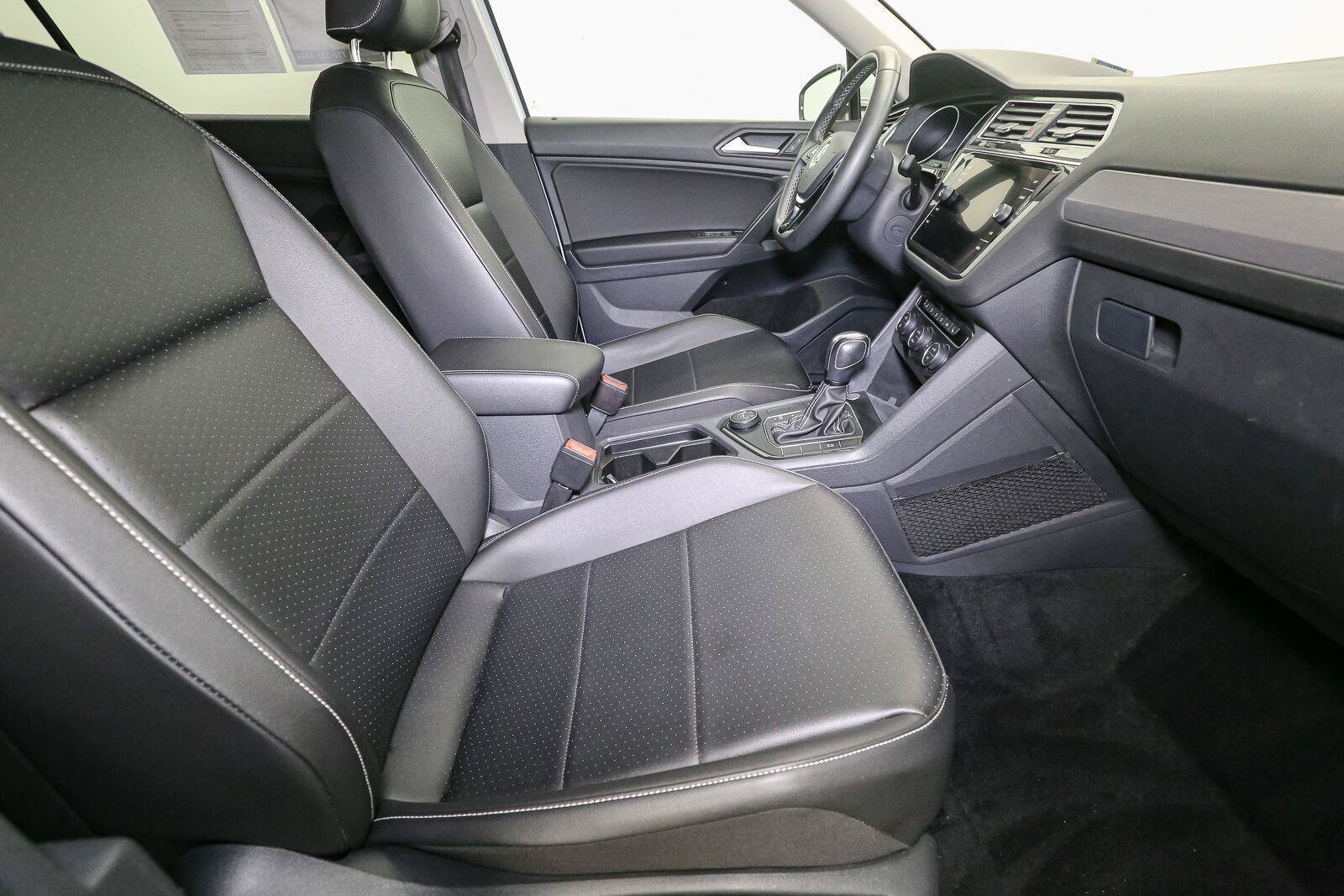 Certified 2021 Volkswagen Tiguan SE AWD/4WD image 20