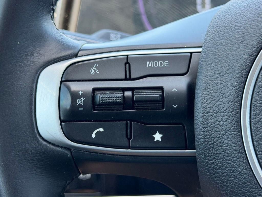 Used 2024 Kia Sportage EX image 19