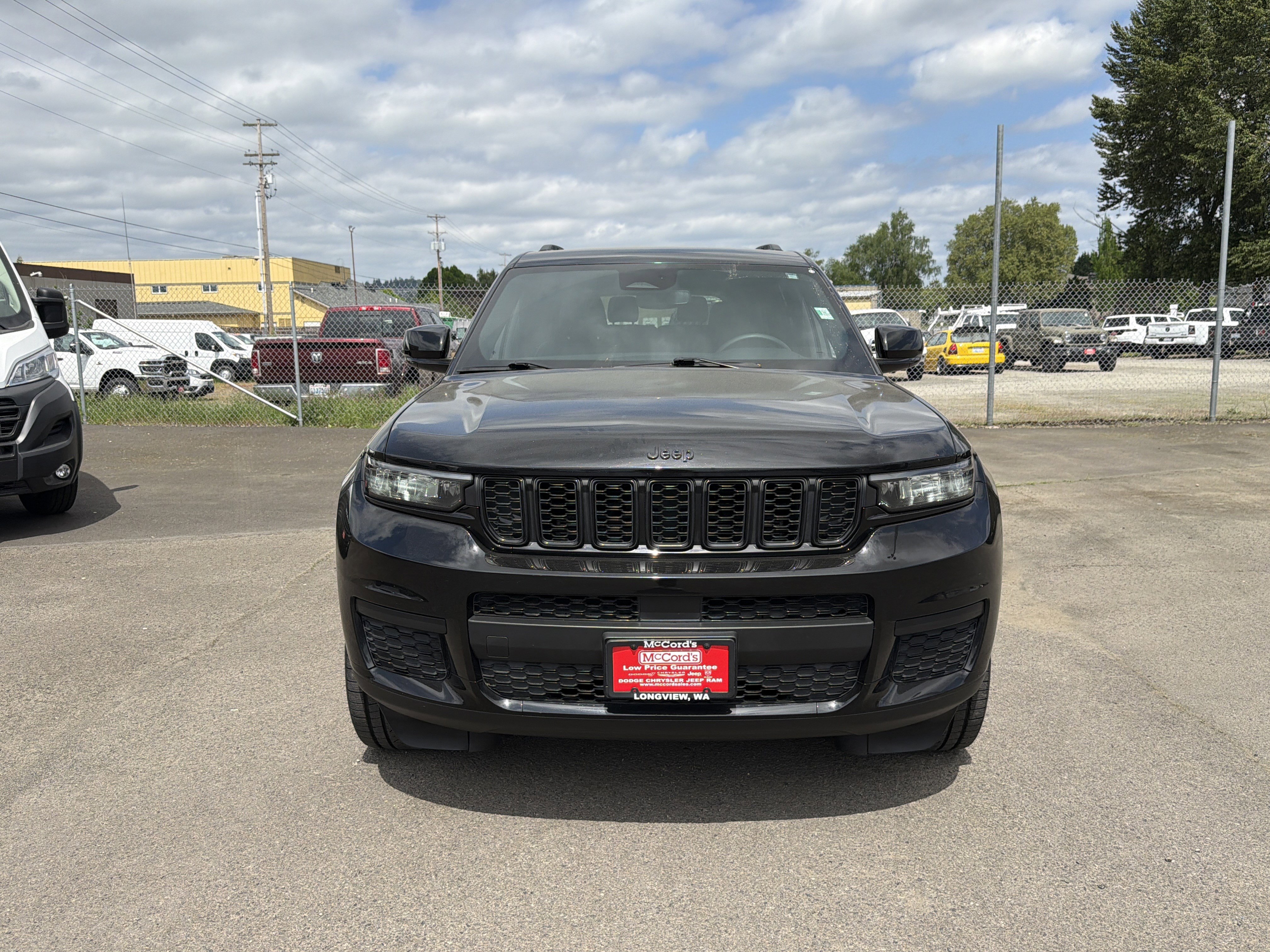 Used 2021 Jeep Grand Cherokee L Laredo AWD/4WD image 8