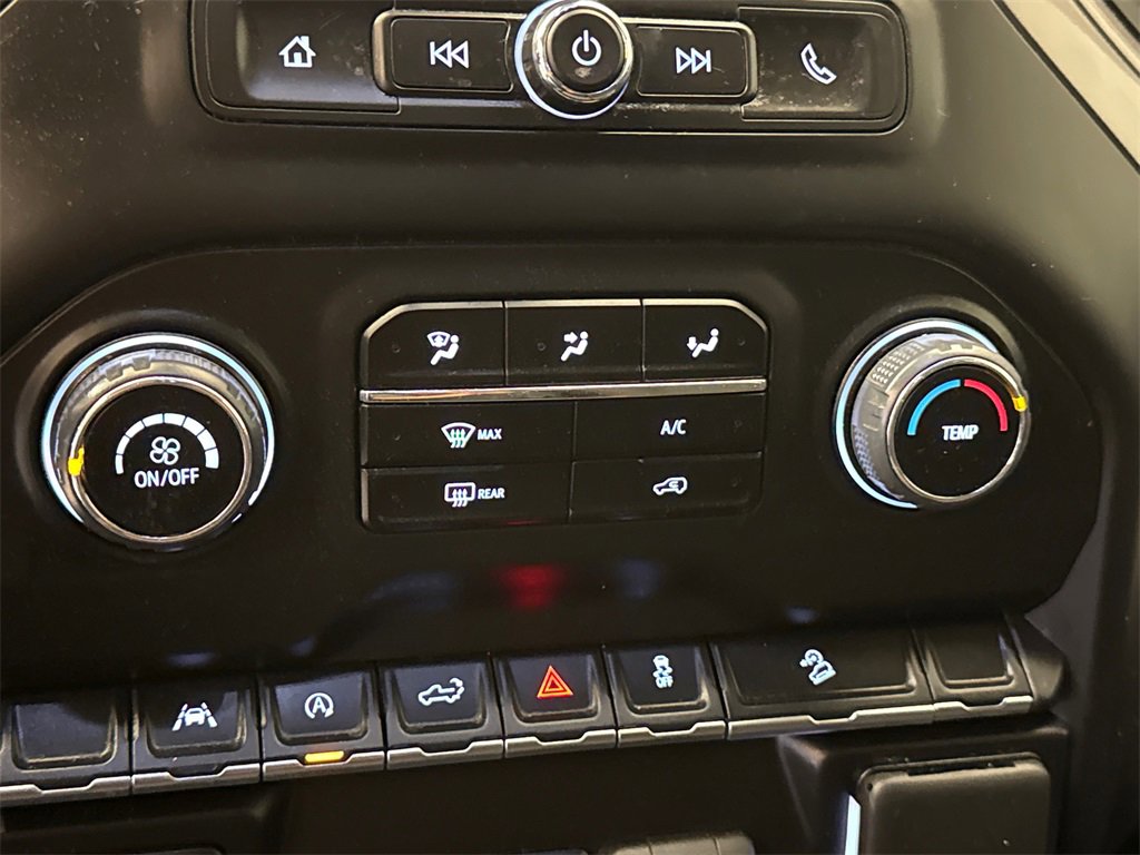 Used 2025 Chevrolet Silverado 1500 Custom Trail Boss w/ LPO, Dark Essentials Package image 27