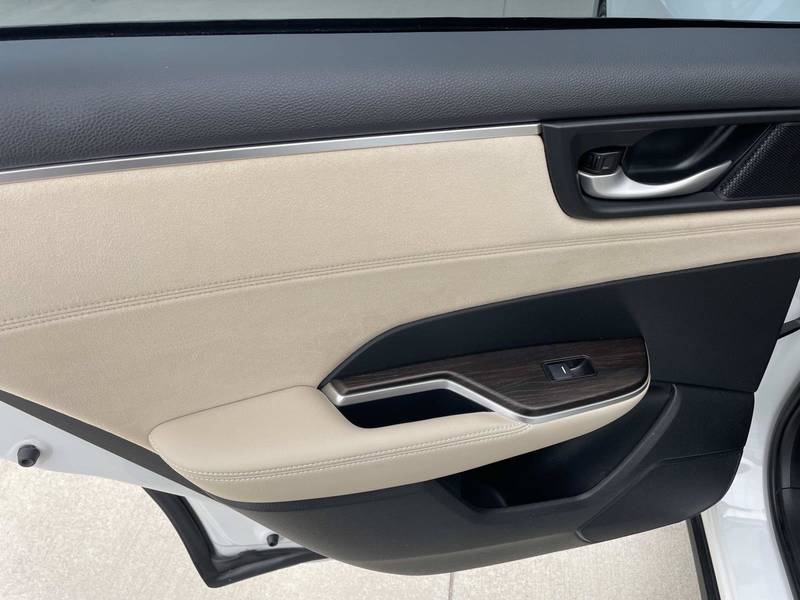 Used 2020 Honda Clarity Touring image 18