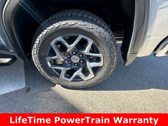 New 2026 GMC Sierra 1500 SLT image 9