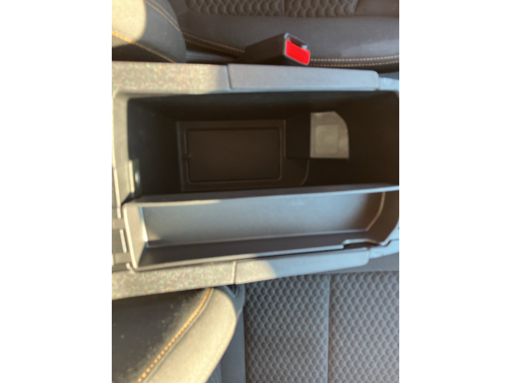 Used 2021 GMC Terrain SLE w/ Elevation Edition FWD image 22