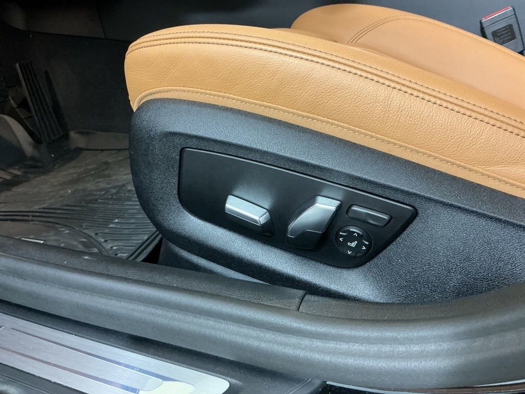 Certified 2023 BMW 540i w/ Premium Package RWD image 20