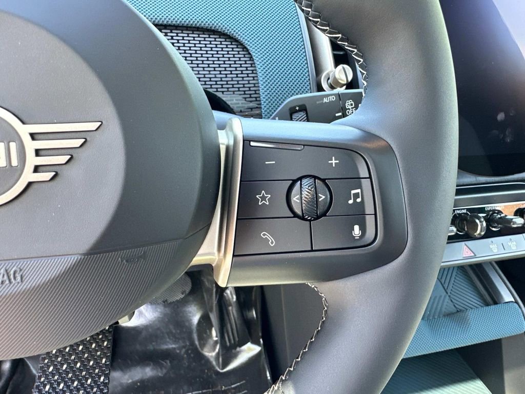 New 2025 MINI Cooper Countryman S w/ Comfort Package Max image 17