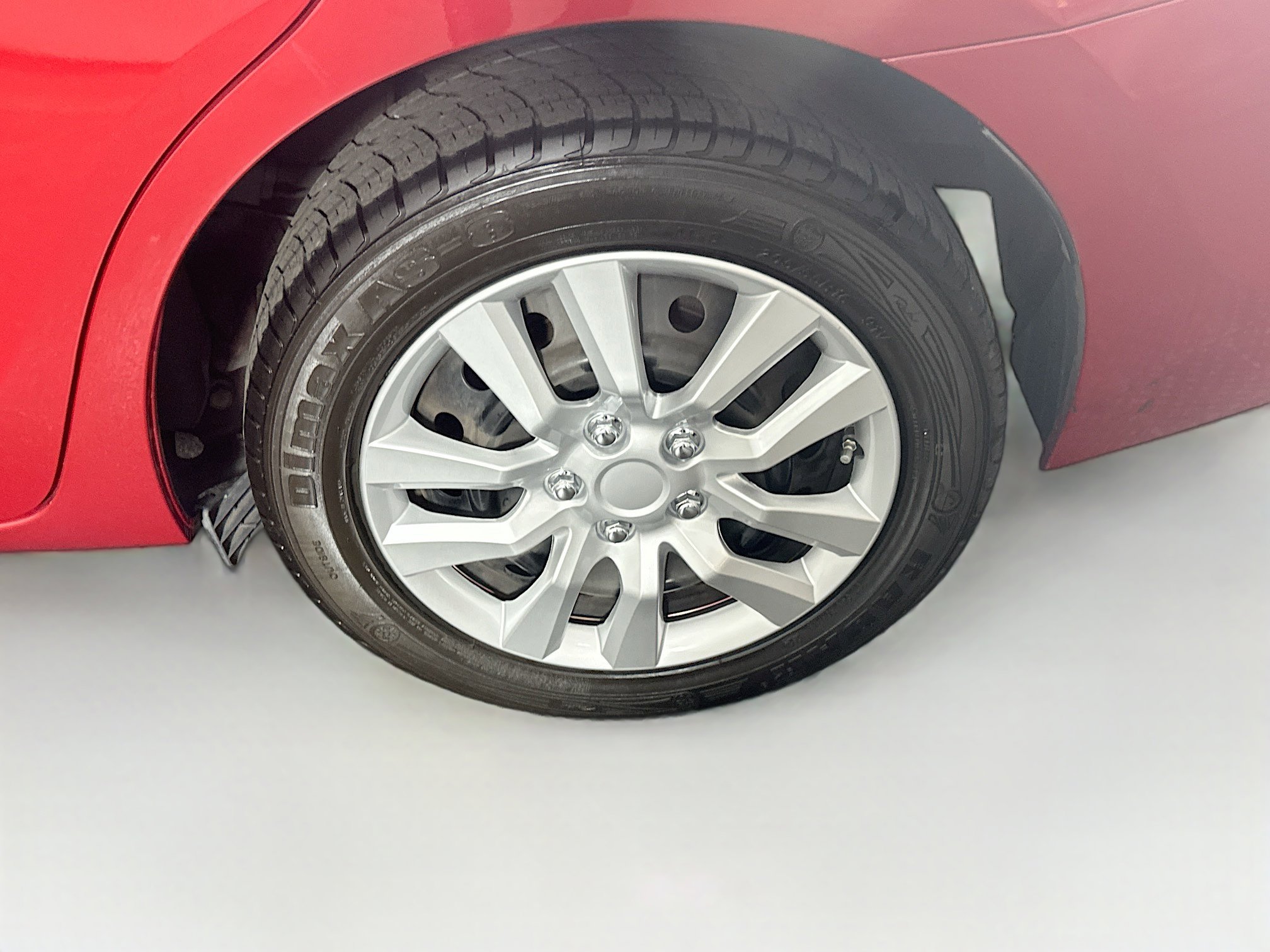 Used 2015 Toyota Corolla LE image 11