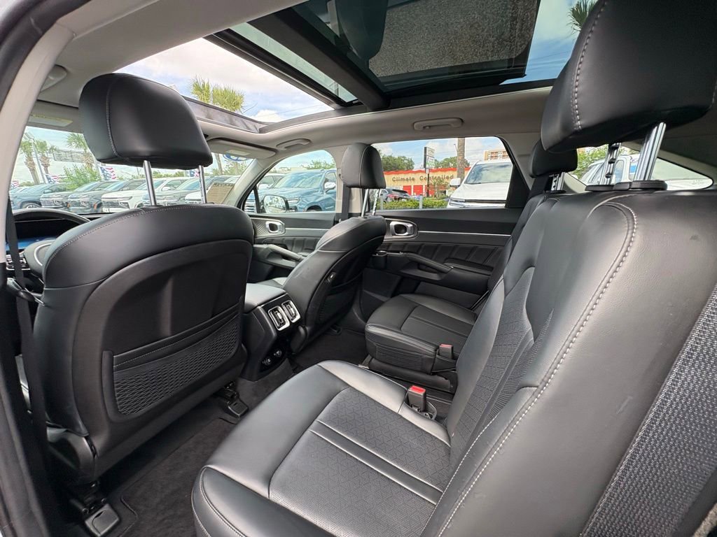 Used 2023 Kia Sorento SX FWD image 14