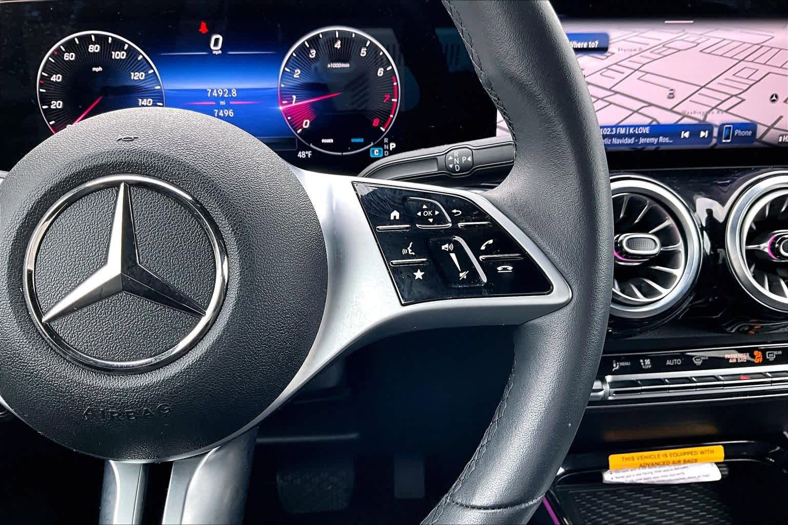 Used 2025 Mercedes-Benz GLB 250 image 26