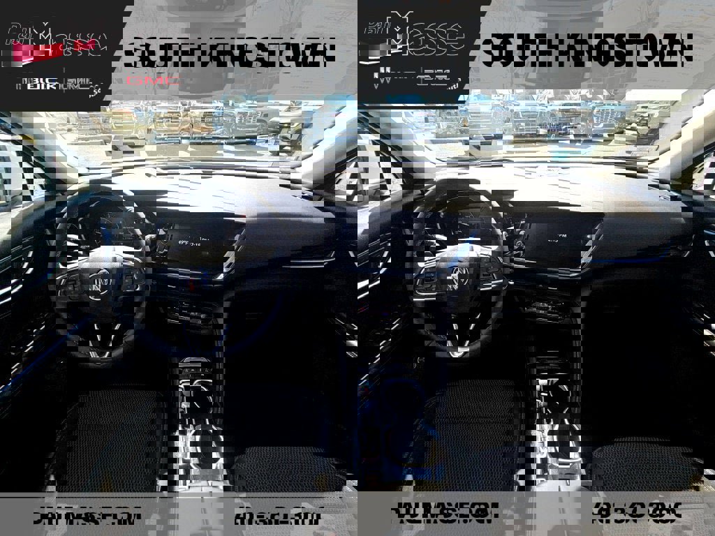 Used 2023 Buick Envision Preferred image 9