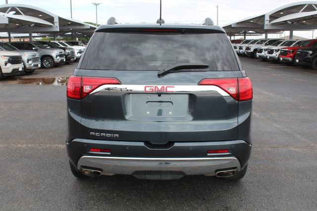 Used 2019 GMC Acadia Denali w/ Technology Package FWD image 4