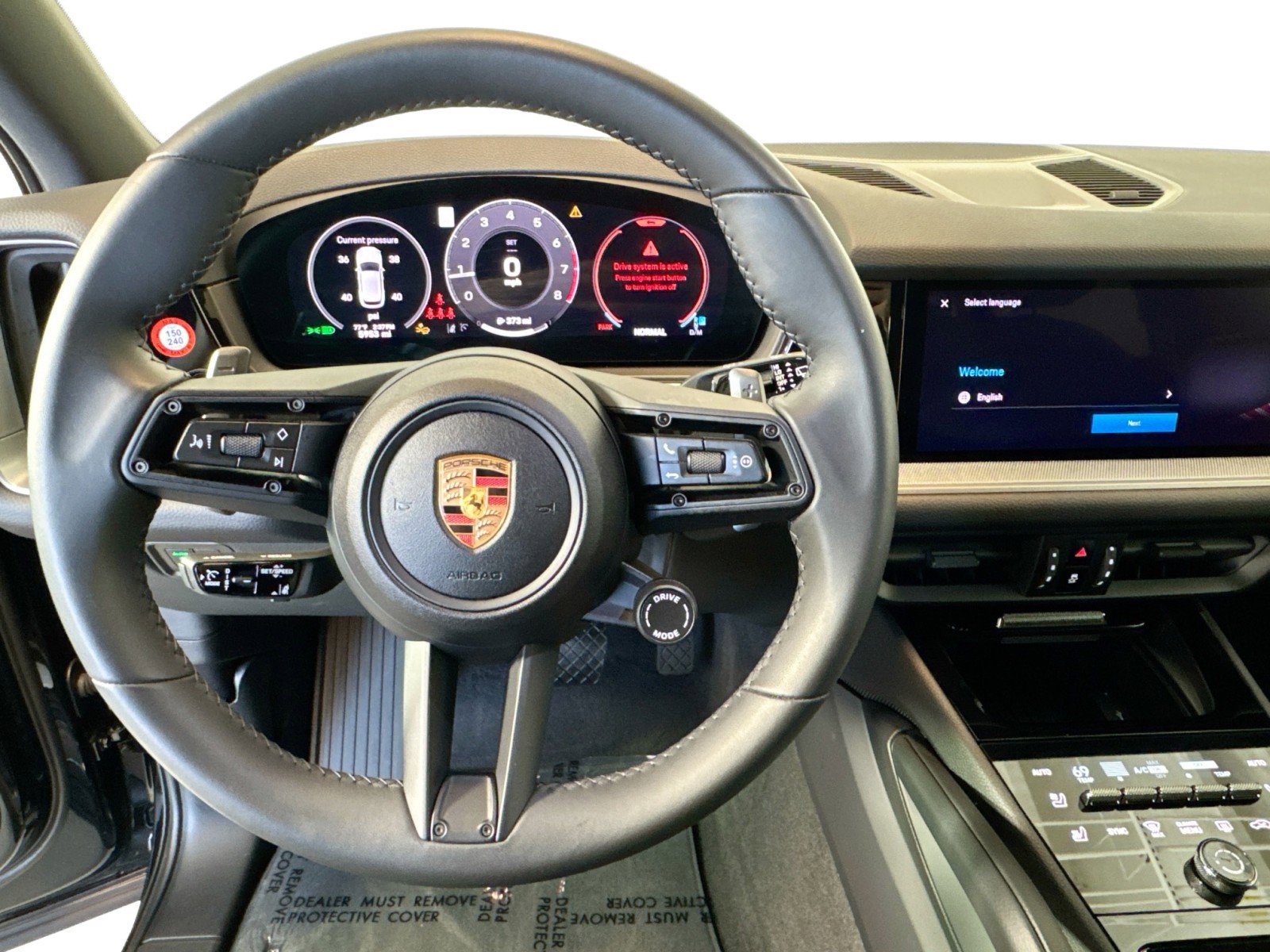 Certified 2025 Porsche Cayenne image 12