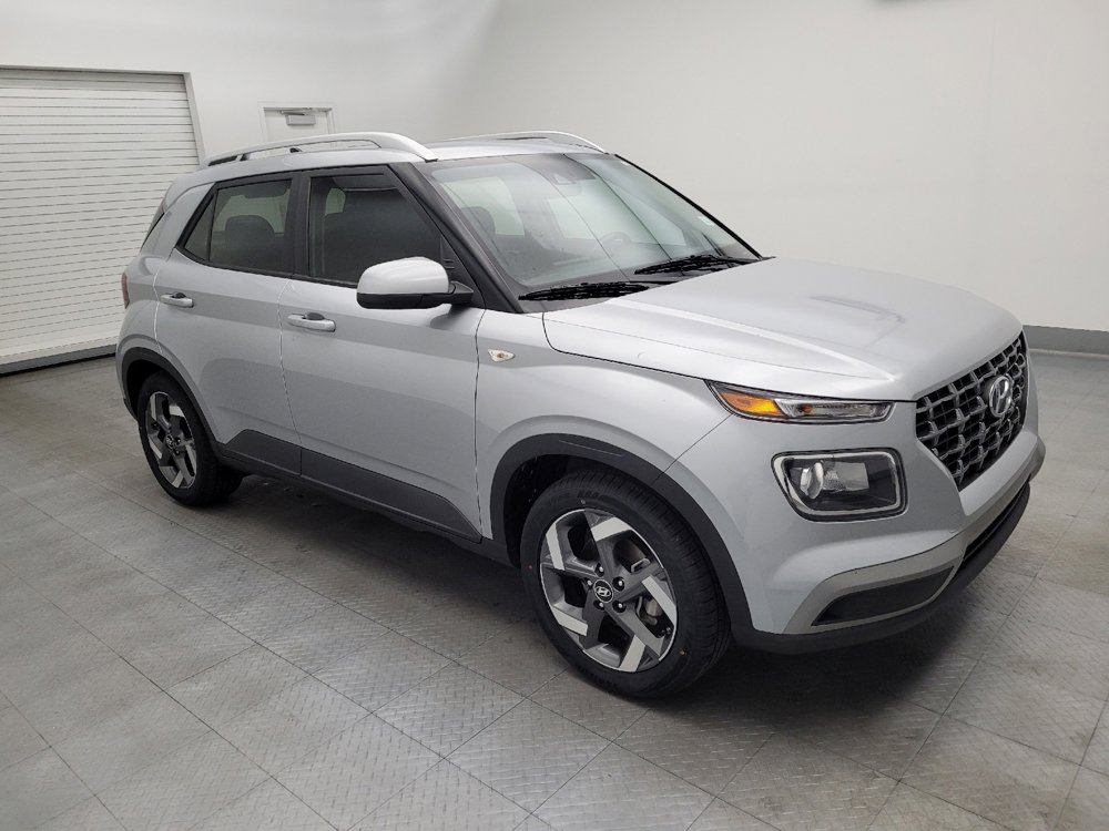 Used 2022 Hyundai Venue SEL image 11