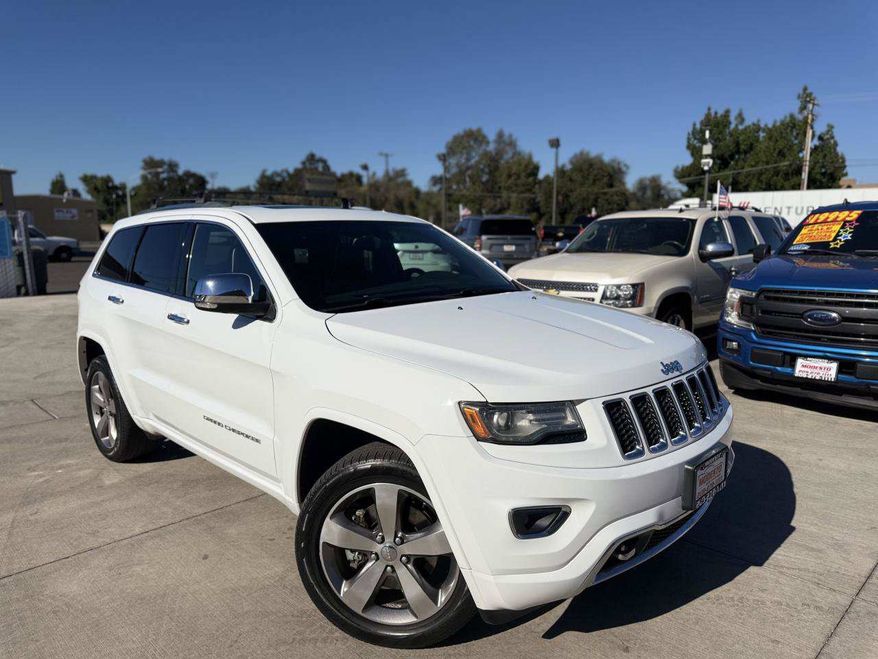 Used 2014 Jeep Grand Cherokee Overland AWD/4WD image 1