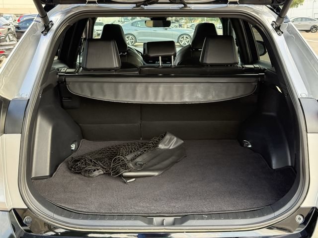 Used 2025 Toyota RAV4 XSE AWD/4WD image 30