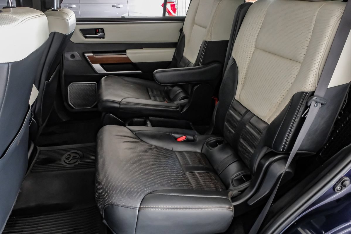 Used 2023 Toyota Sequoia Capstone AWD/4WD image 38