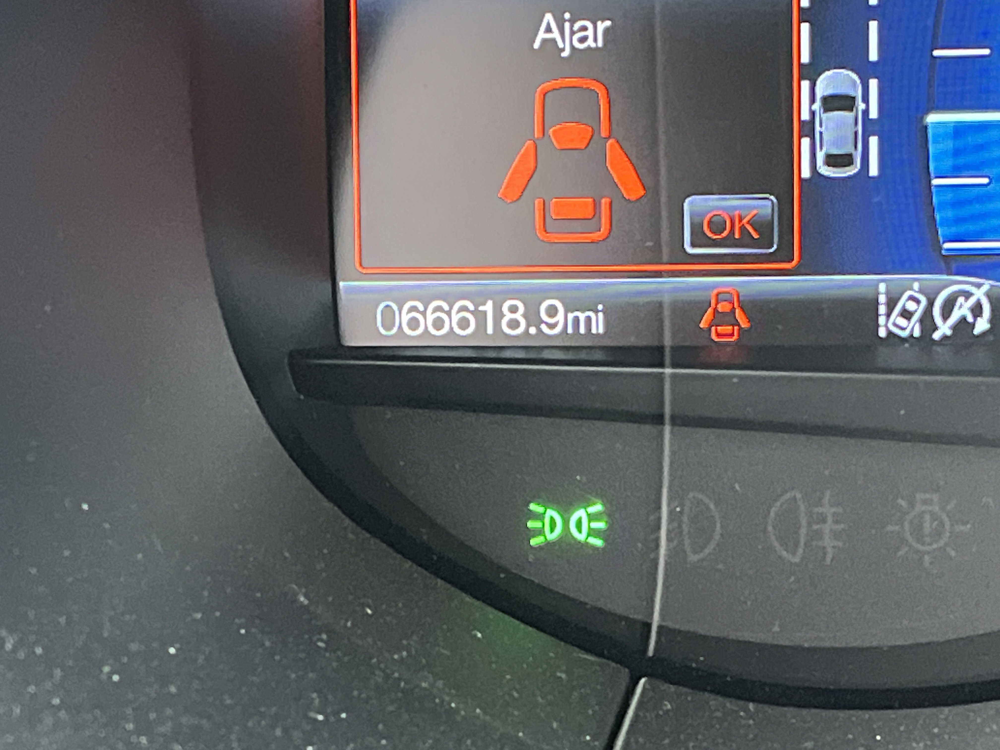 Used 2019 Ford Edge SEL w/ Equipment Group 201A image 22