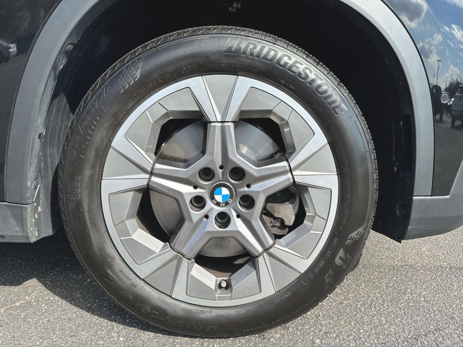 Certified 2023 BMW X1 xDrive28i w/ Convenience Package image 2