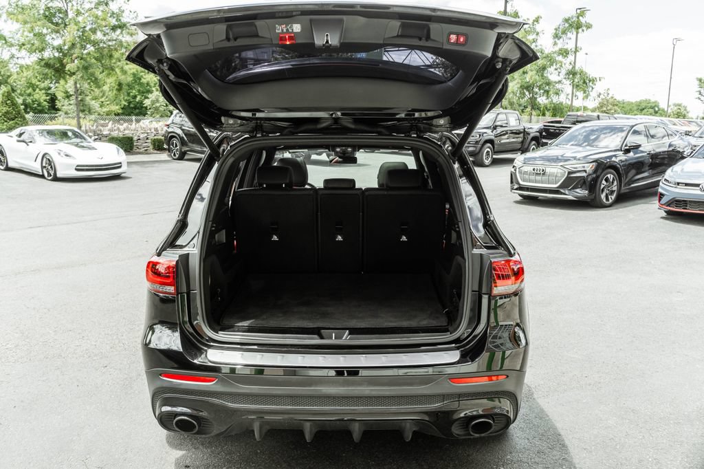 Used 2023 Mercedes-Benz GLB 35 AMG 4MATIC w/ AMG Night Package Plus image 28