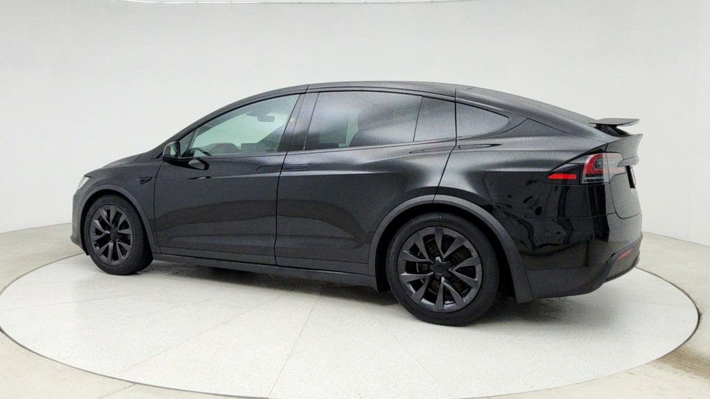 Used 2024 Tesla Model X image 7