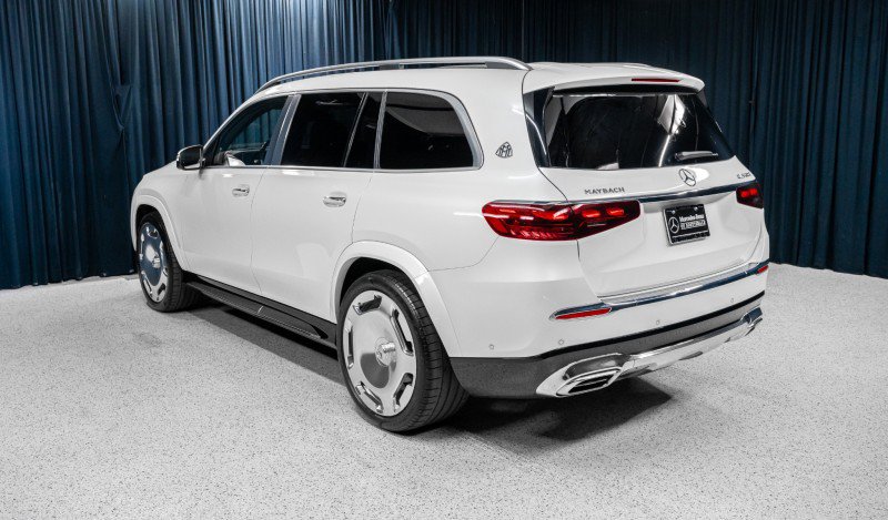 Certified 2024 Mercedes-Benz Maybach GLS 600 4MATIC image 6