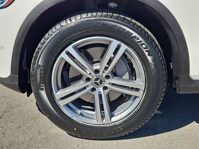 Used 2022 Mercedes-Benz GLC 300 image 9