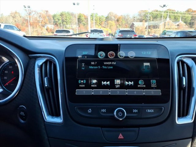 Used 2018 Chevrolet Malibu LT image 12