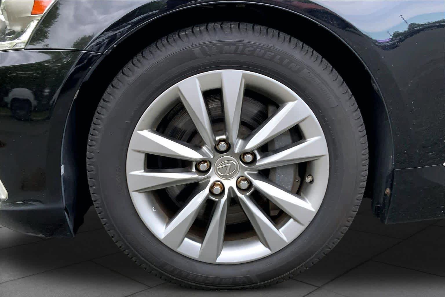 Used 2016 Lexus LS 460 AWD w/ Comfort Package image 11