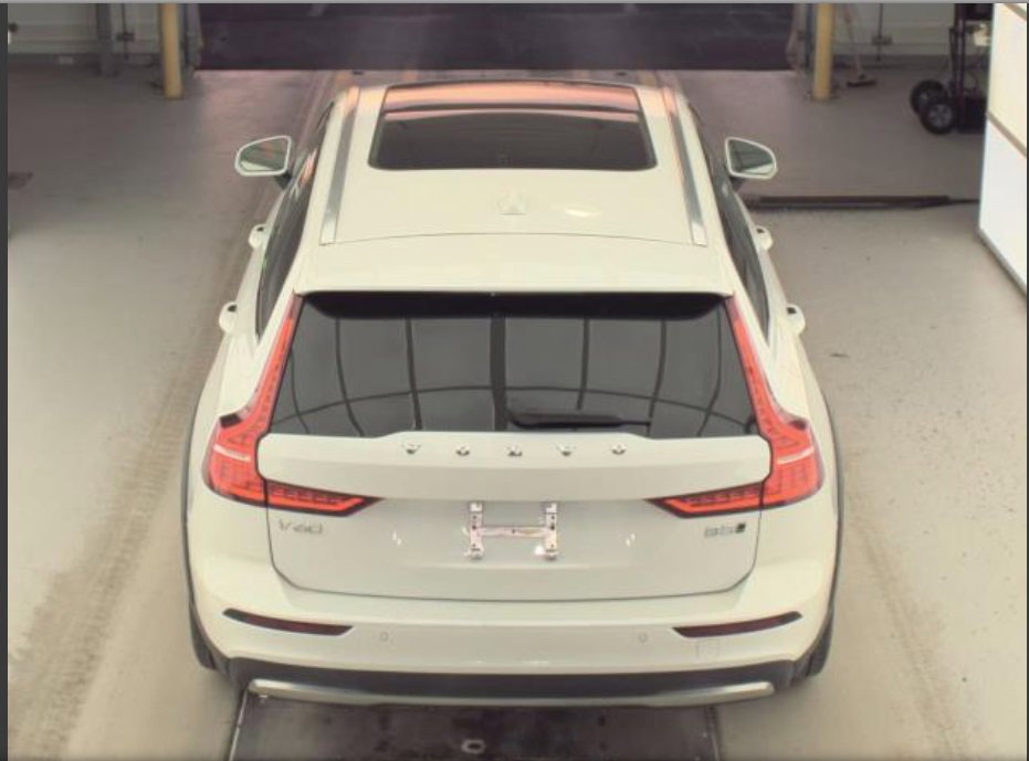 Certified 2025 Volvo V60 B5 Cross Country Plus image 4