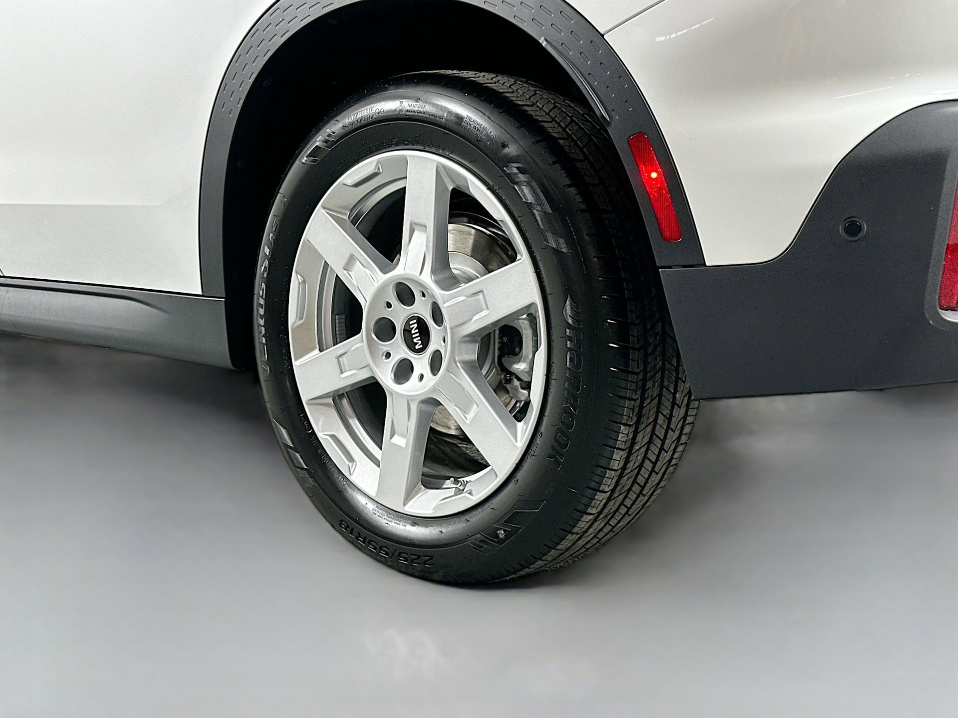 New 2025 MINI Cooper Countryman S w/ Comfort Package Max image 29