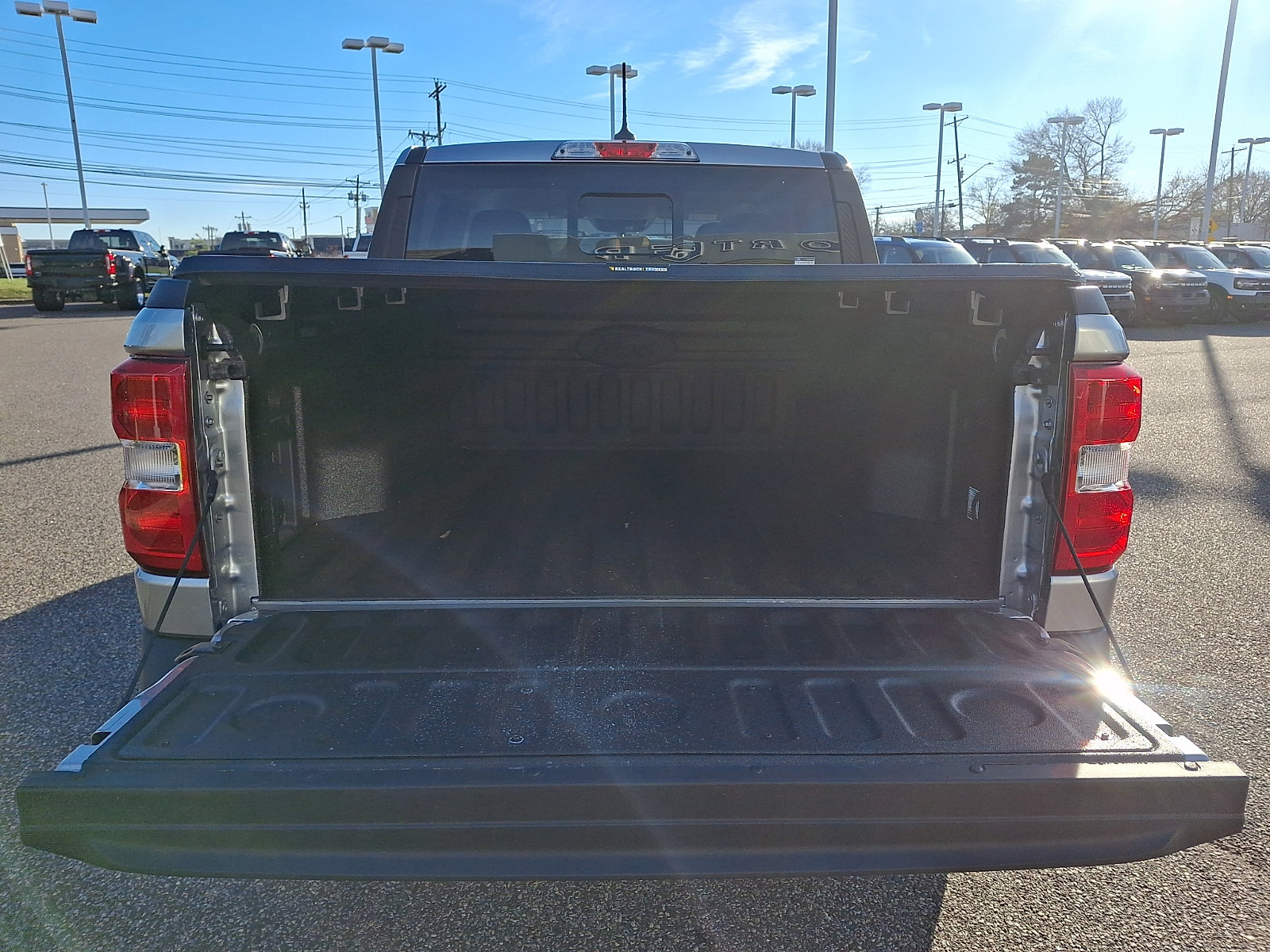 Certified 2024 Ford Maverick Lariat image 30