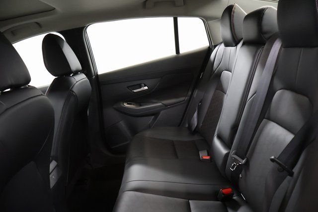 New 2026 Nissan Sentra SR w/ SR Premium Package FWD image 31