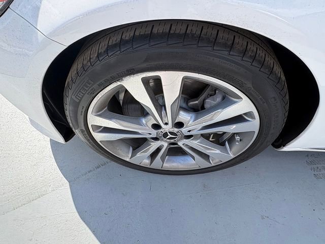 Used 2019 Mercedes-Benz C 300 Sedan w/ Premium Package image 11