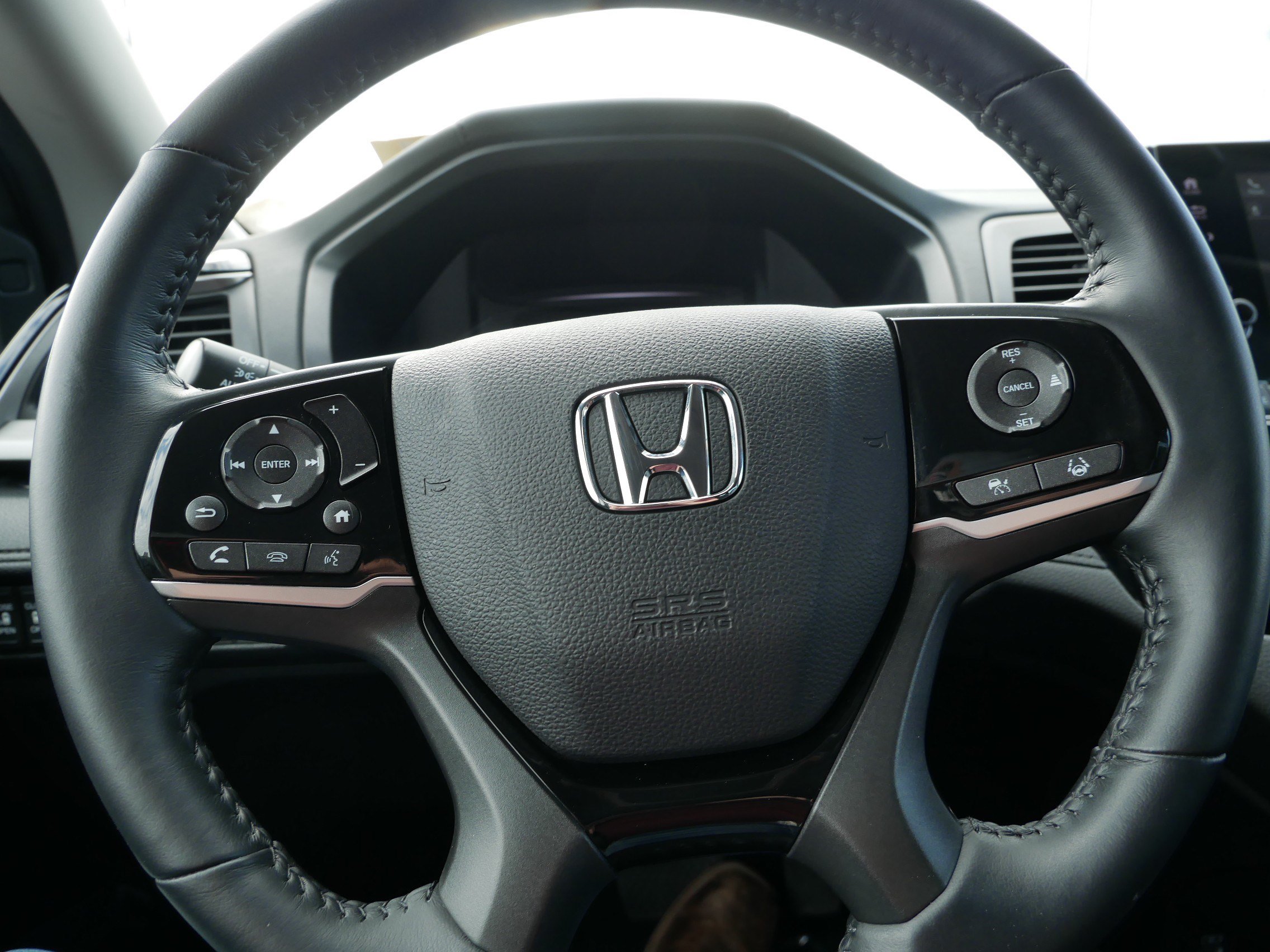 Used 2024 Honda Odyssey Touring image 25