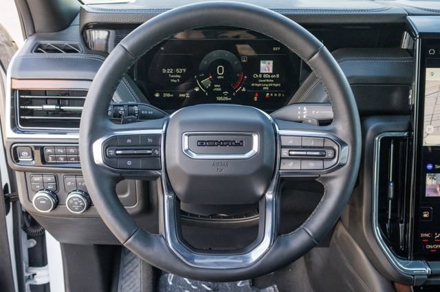 Used 2025 GMC Yukon XL Denali AWD/4WD image 18