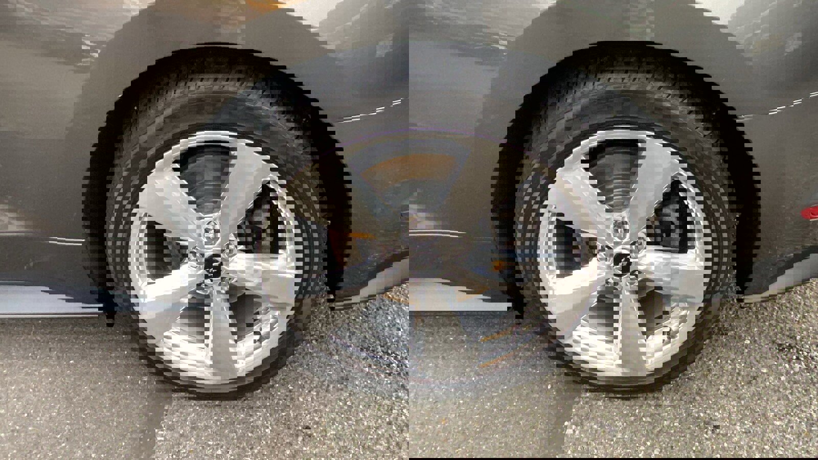 Used 2018 Ford Mustang GT Premium w/ Safe & Smart Package image 21