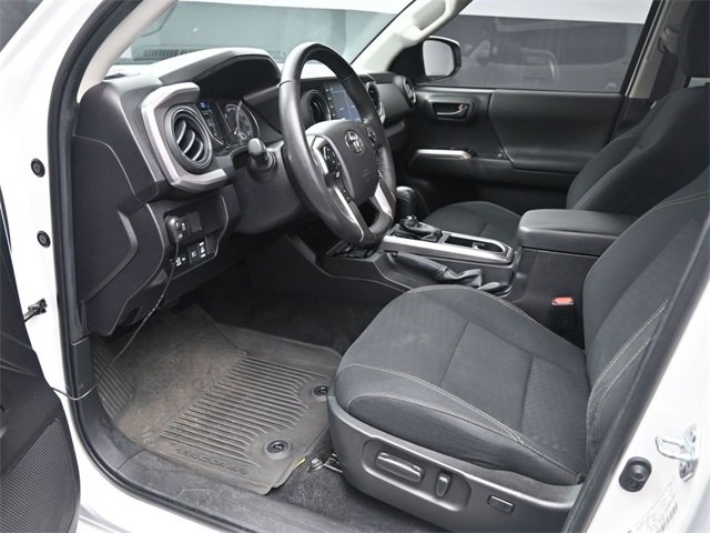 Used 2023 Toyota Tacoma 4x4 Double Cab image 2