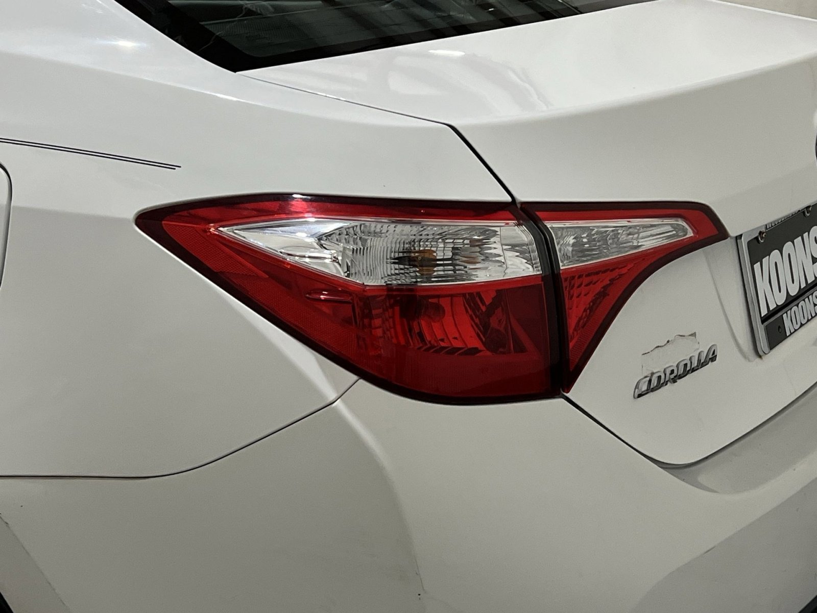 Used 2016 Toyota Corolla L FWD image 14
