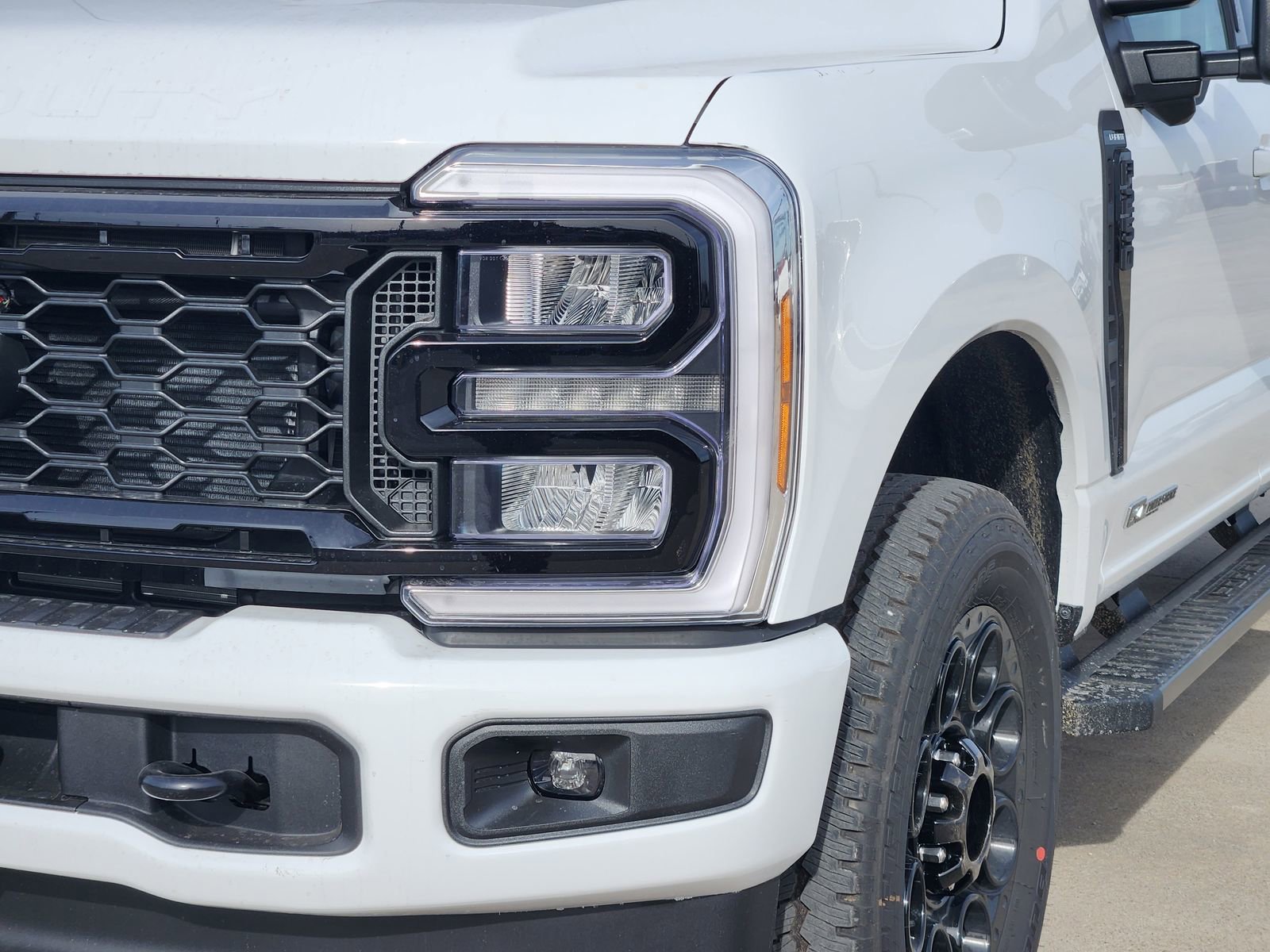 New 2026 Ford F250 Lariat w/ Black Appearance Package image 10