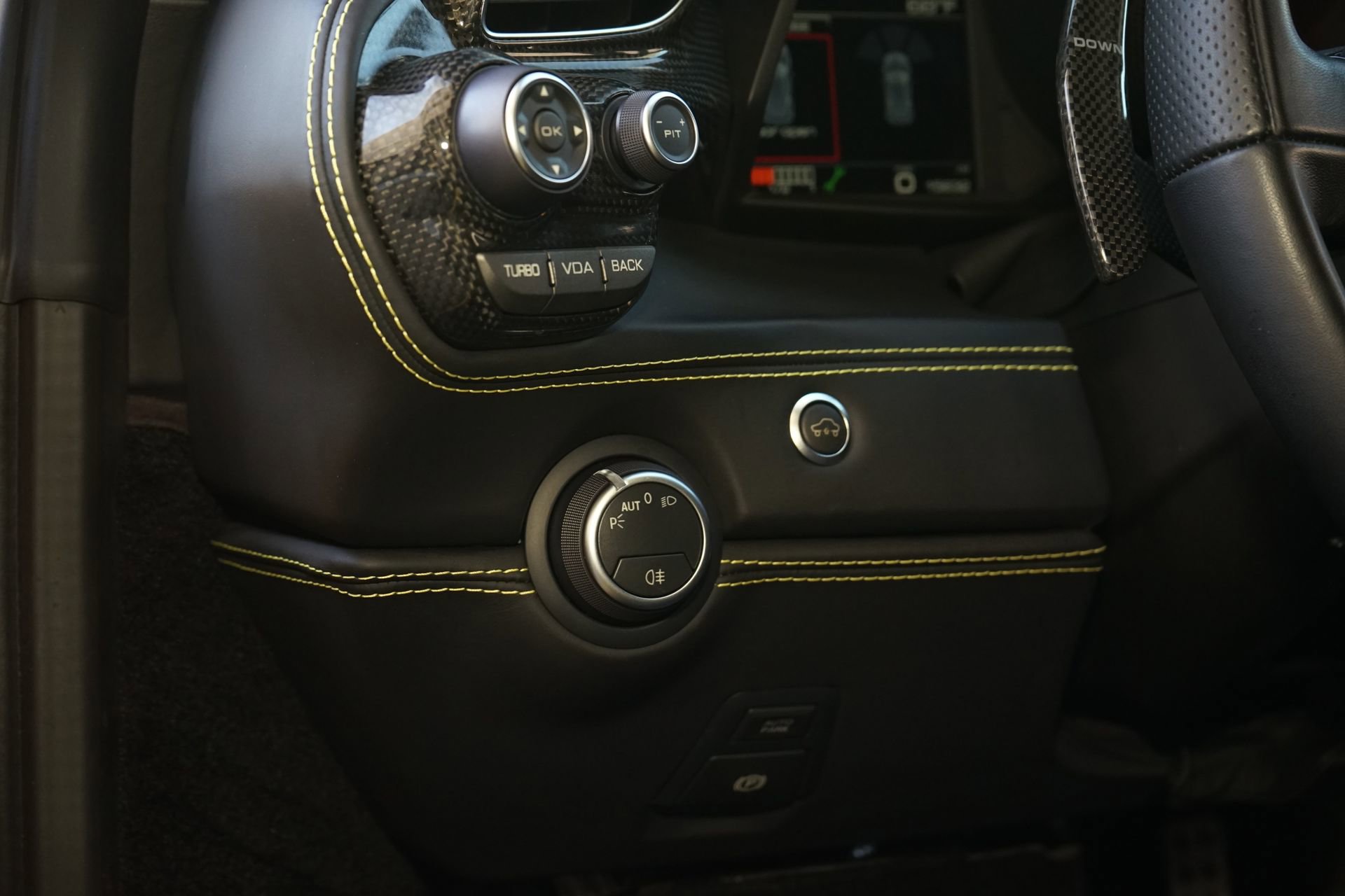 Used 2018 Ferrari 488 GTB image 30