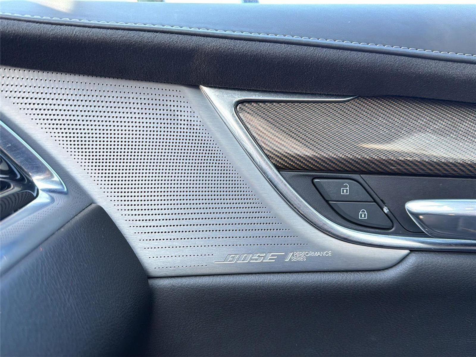 Used 2023 Cadillac XT6 Premium Luxury w/ Platinum Package image 33