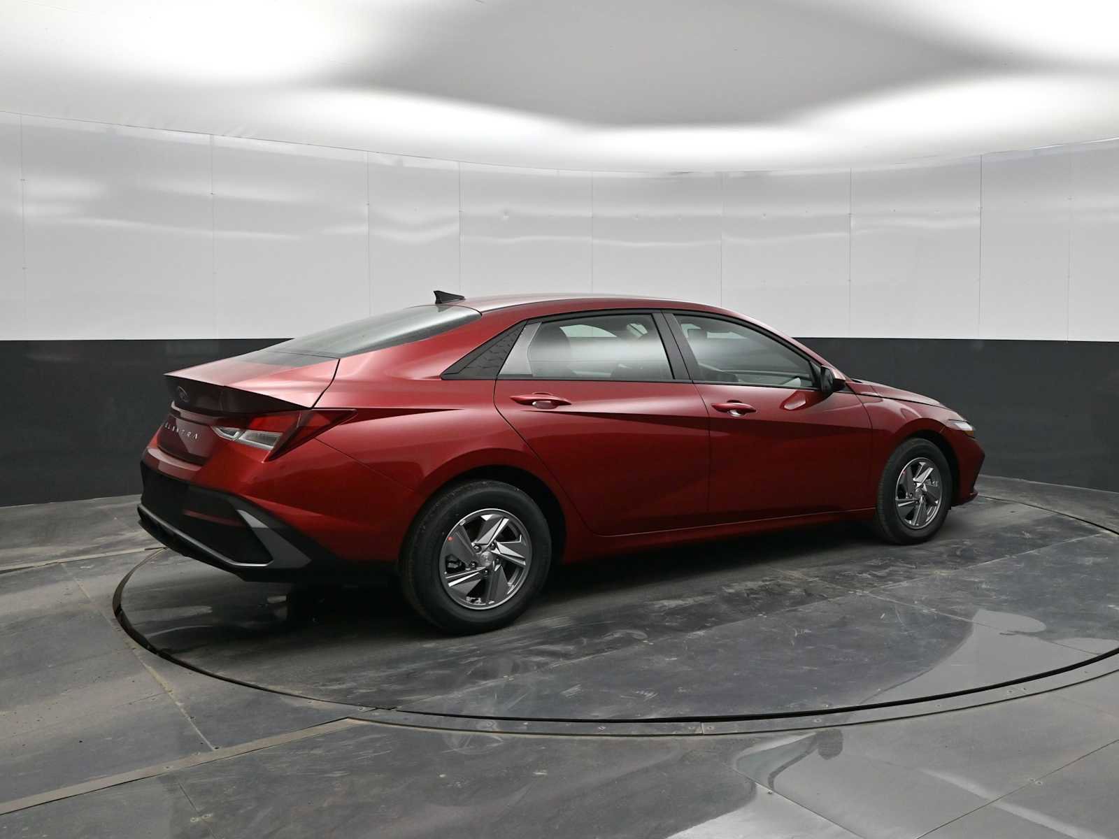 New 2026 Hyundai Elantra SE image 8