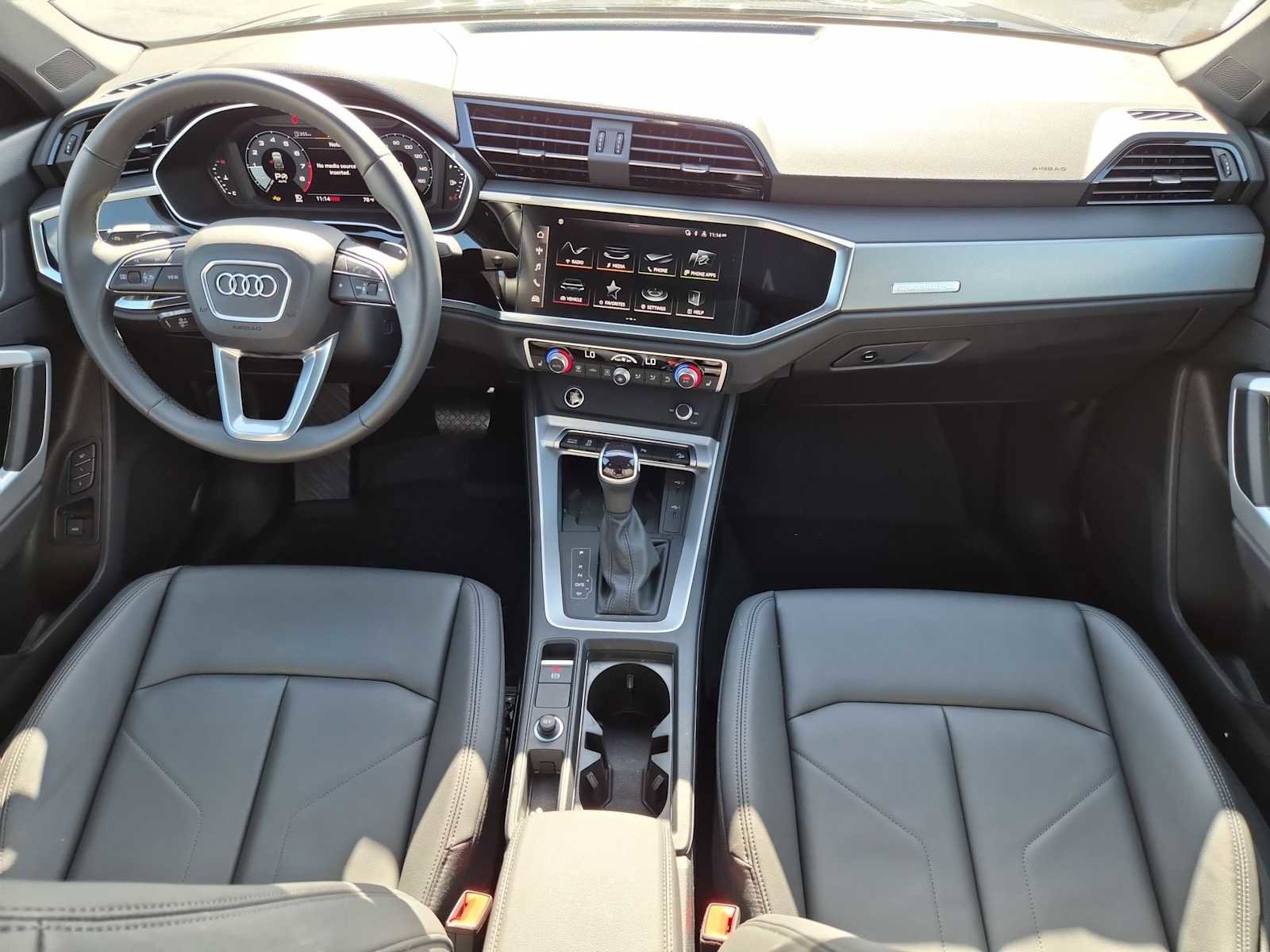 Used 2025 Audi Q3 2.0T Premium w/ Convenience Package image 14