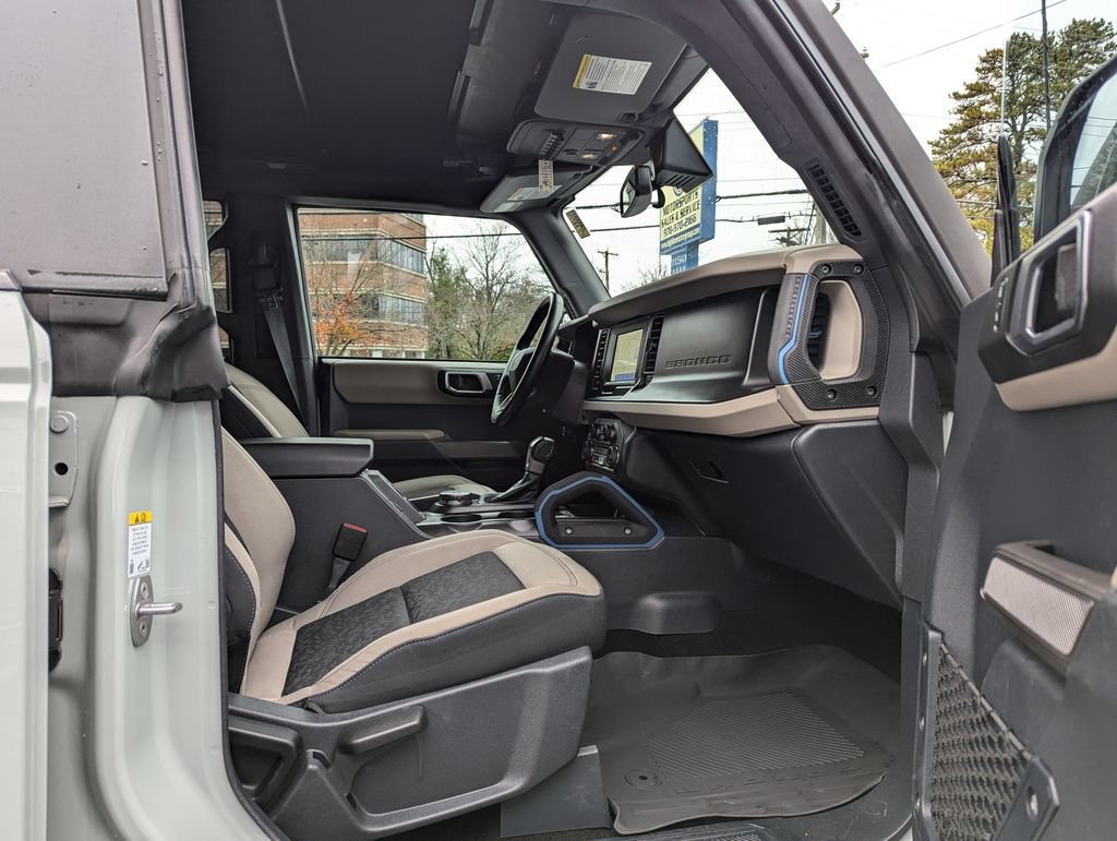 Used 2021 Ford Bronco Wildtrak AWD/4WD image 40