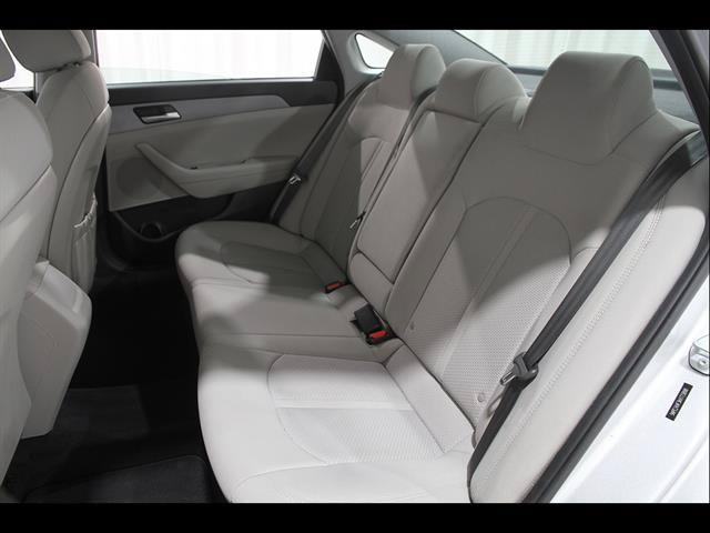 Used 2019 Hyundai Sonata SE FWD image 17