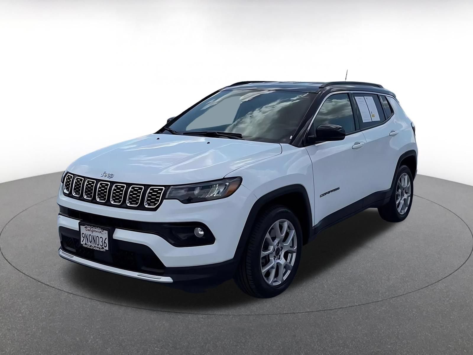Used 2025 Jeep Compass Limited AWD/4WD image 7