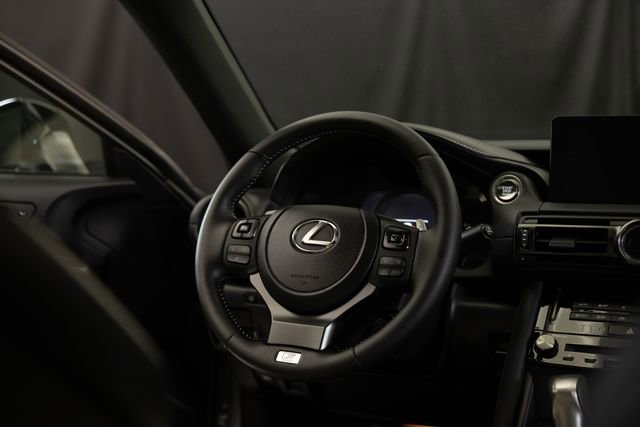 Used 2025 Lexus IS 350 F Sport w/ Navigation Package image 15